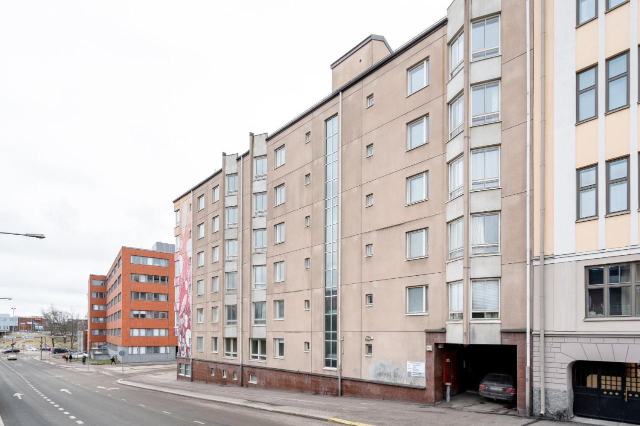 Hiisi Homes Helsinki Soernaeinen Exterior foto