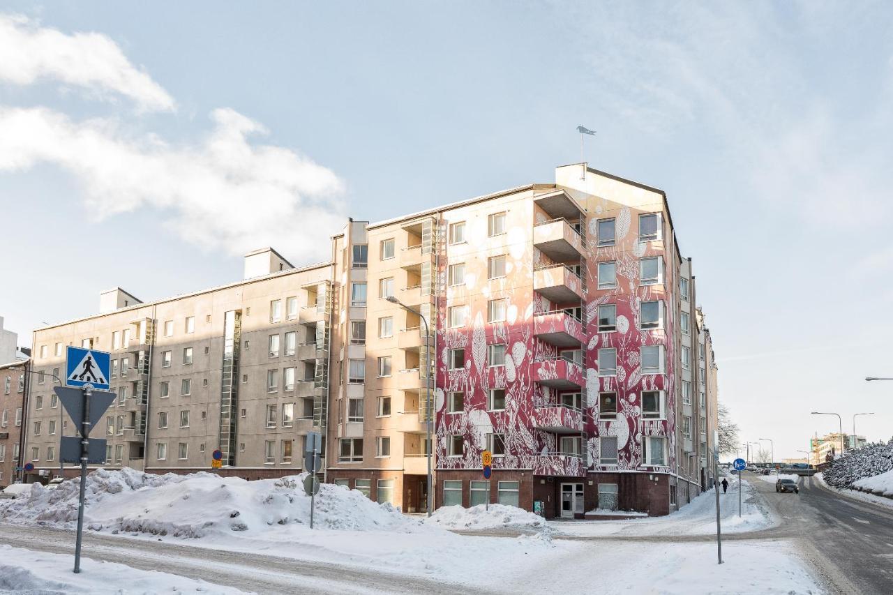 Hiisi Homes Helsinki Soernaeinen Exterior foto